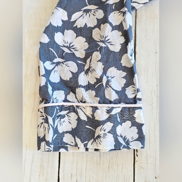 Victoria's Secret Bride Gray/Blue & White Floral Button up Pajama Top Pink Trim - Picture 3 of 11